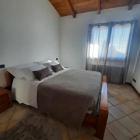 Duno A Un Passo Da Citta Alta *