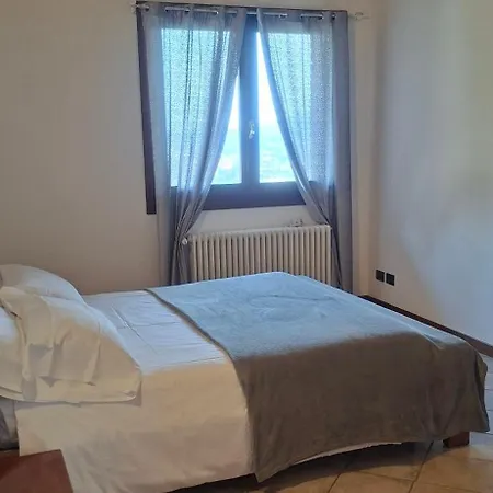 Duno A Un Passo Da Citta Alta *