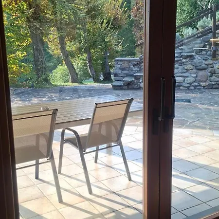 Duno A Un Passo Da Citta Alta