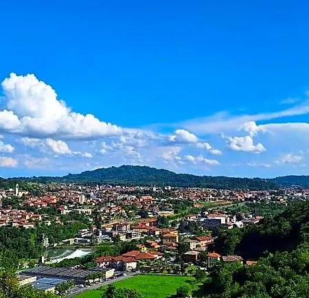 Duno A Un Passo Da Citta Alta Clanezzo