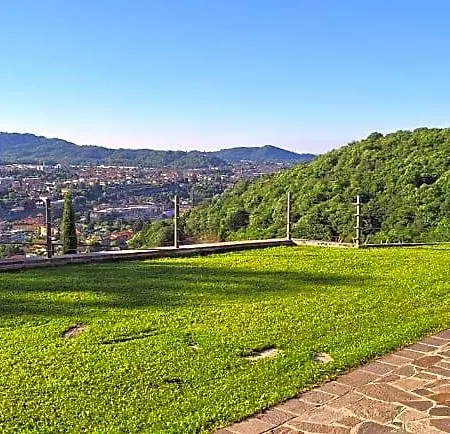 Duno A Un Passo Da Citta Alta Gerendaház Clanezzo