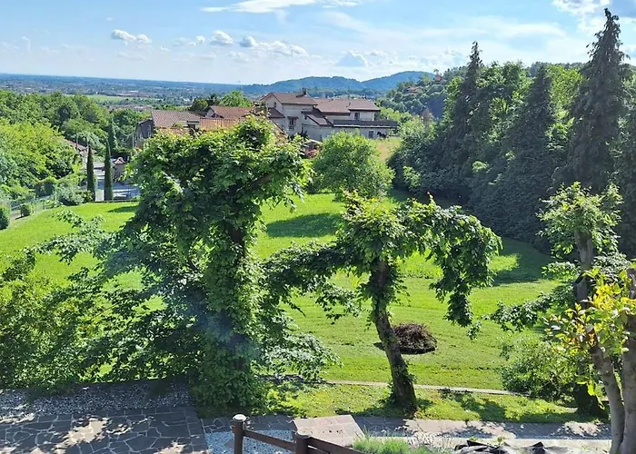 Duno A Un Passo Da Citta Alta *