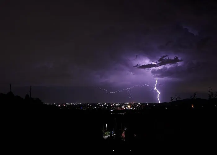 Duno A Un Passo Da Citta Alta Clanezzo