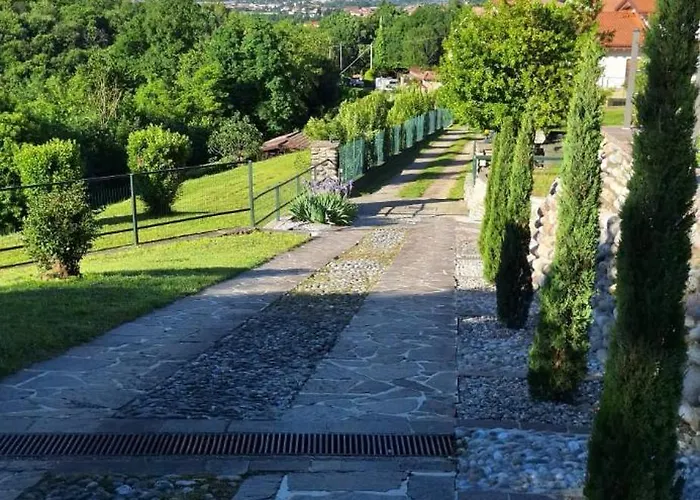 Duno A Un Passo Da Citta Alta * Clanezzo