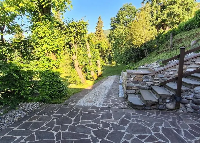Duno A Un Passo Da Citta Alta Lodge