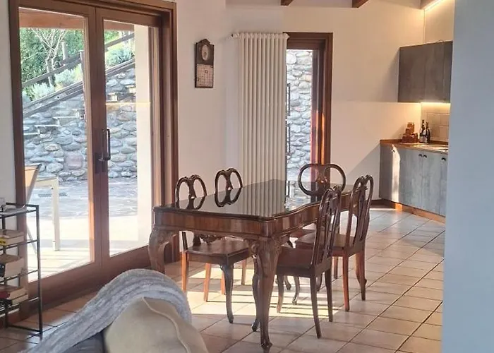 Duno A Un Passo Da Citta Alta Lodge